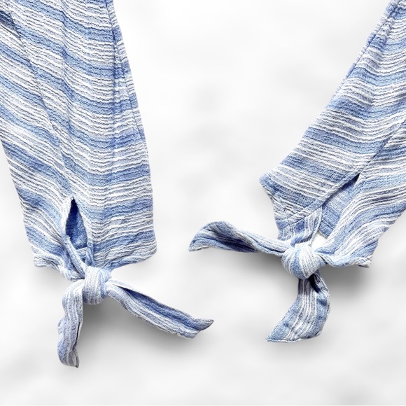 Free People Tie Sleeve Blue White Pinstripe V Neck Dolman Long Sleeve Top - Picture 4 of 16